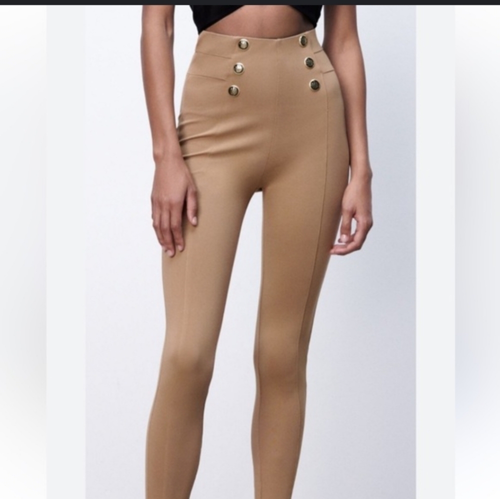 Zara EUC High Rise Stretch Leggings With Gold Buttons Size XL